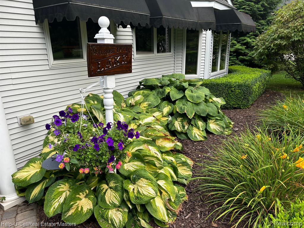 6187 Lakeshore Road Lexington, MI 48450 - Photo 33 of 41