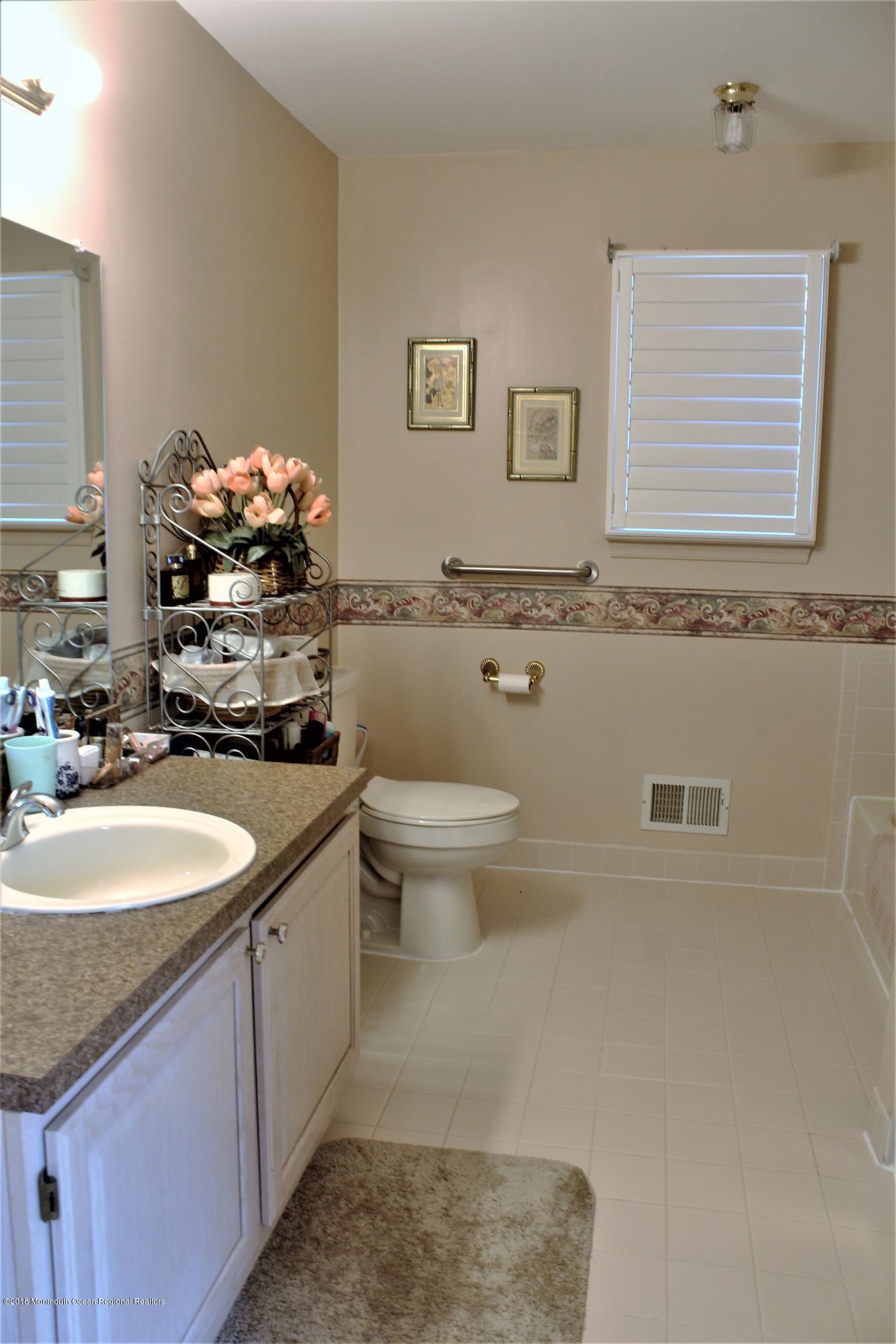 32 Netty Street Howell, NJ 07731 - Photo 30 of 52 master bath