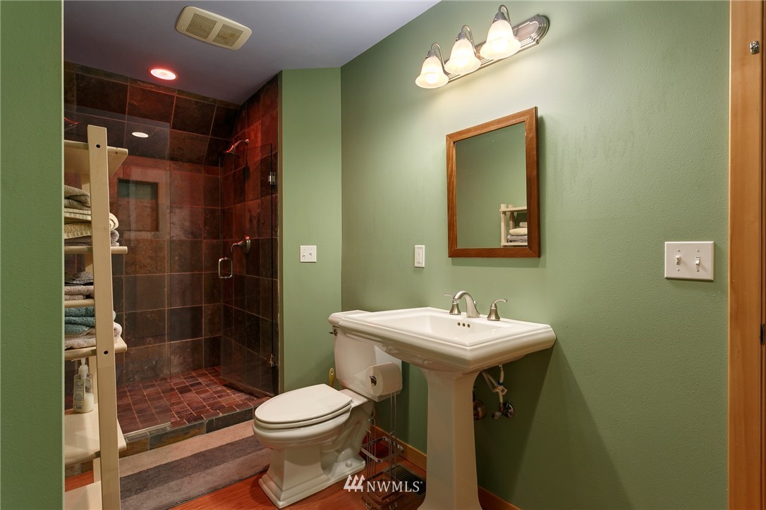 21012 Pinnacle Road Glacier, WA 98244 - Photo 12 of 34 Gallery Image 12