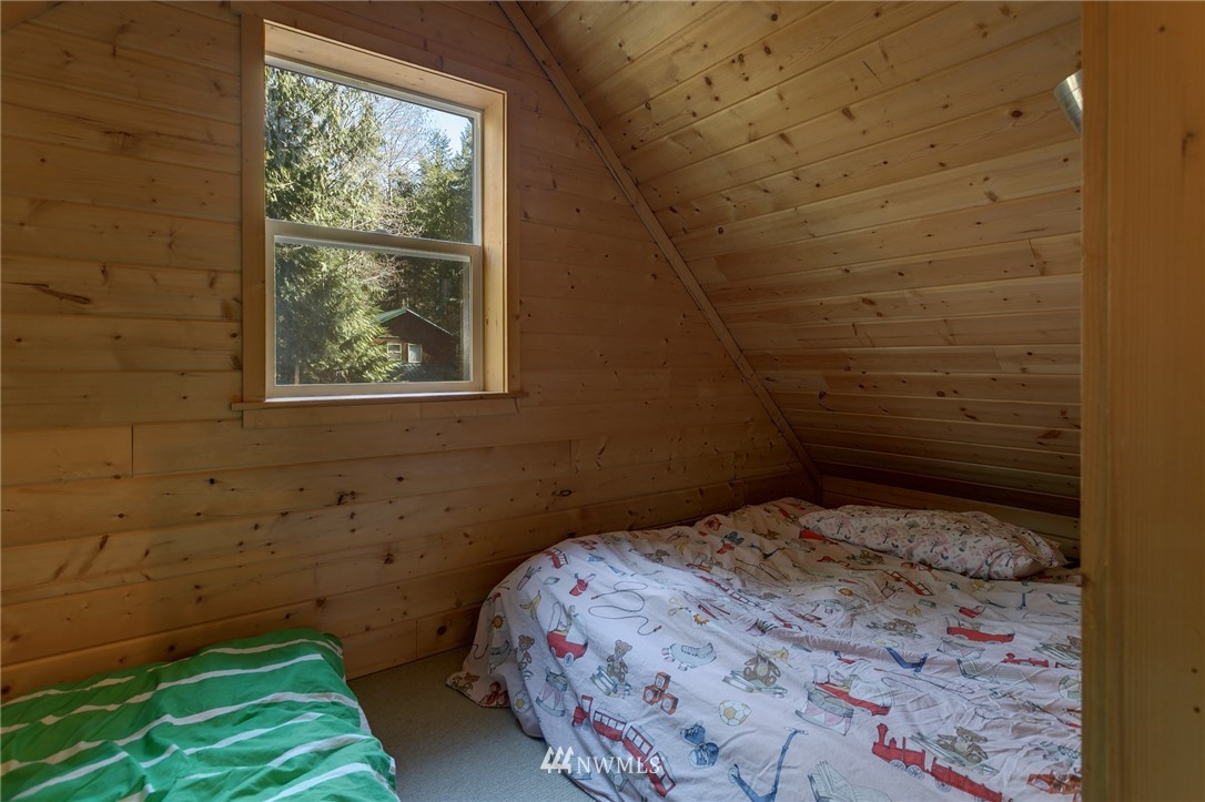 21012 Pinnacle Road Glacier, WA 98244 - Photo 19 of 34 Gallery Image 19