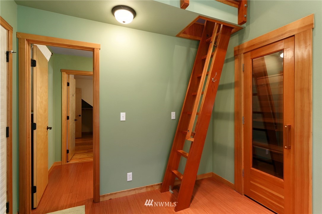 21012 Pinnacle Road Glacier, WA 98244 - Photo 22 of 34 Gallery Image 22