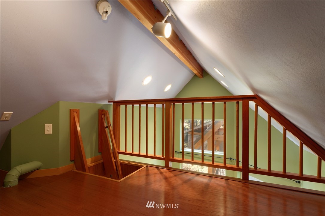 21012 Pinnacle Road Glacier, WA 98244 - Photo 26 of 34 Gallery Image 26
