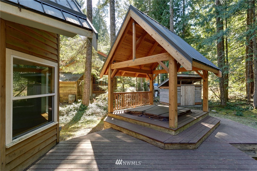 21012 Pinnacle Road Glacier, WA 98244 - Photo 28 of 34 Gallery Image 28
