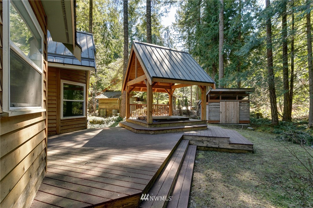 21012 Pinnacle Road Glacier, WA 98244 - Photo 30 of 34 Gallery Image 30