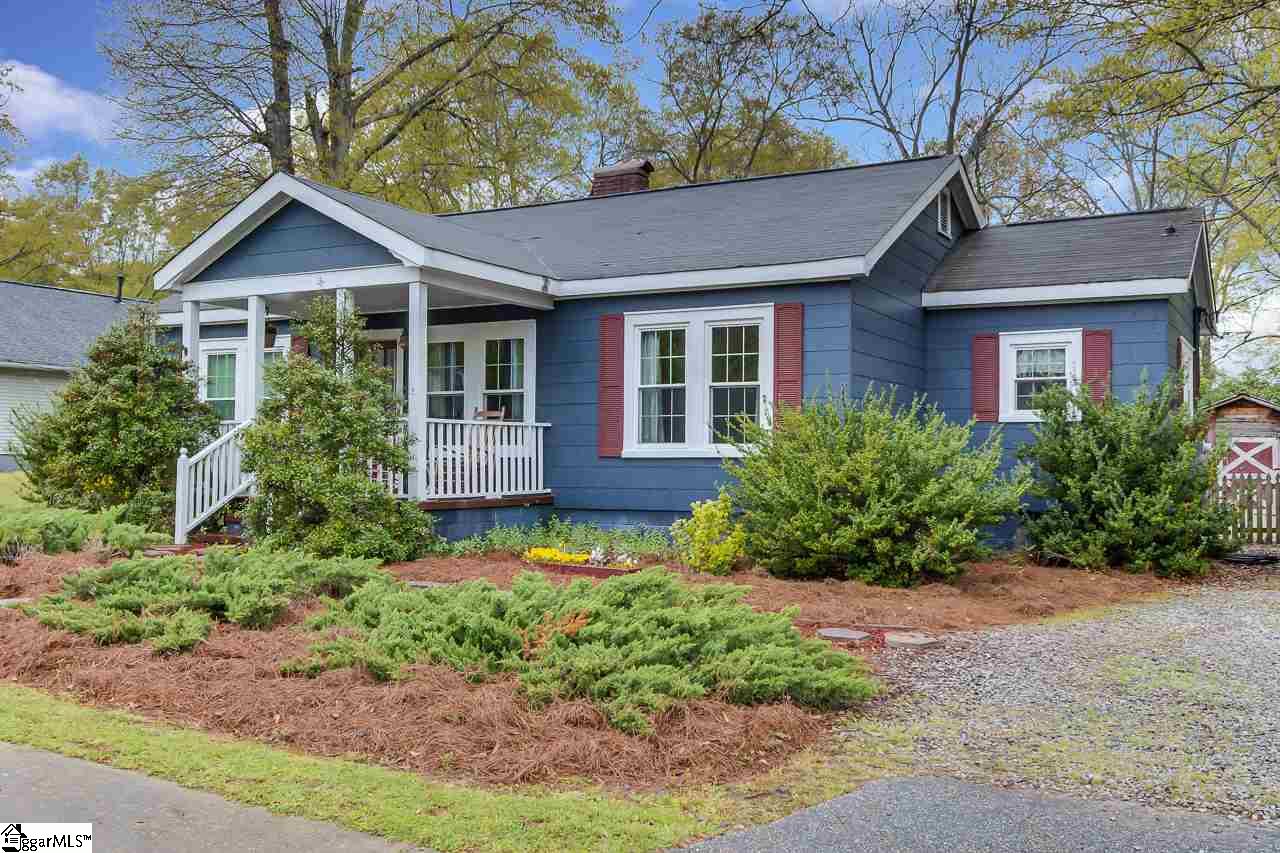 108 Babb Street Fountain Inn, SC 29644 - Photo 2 of 31