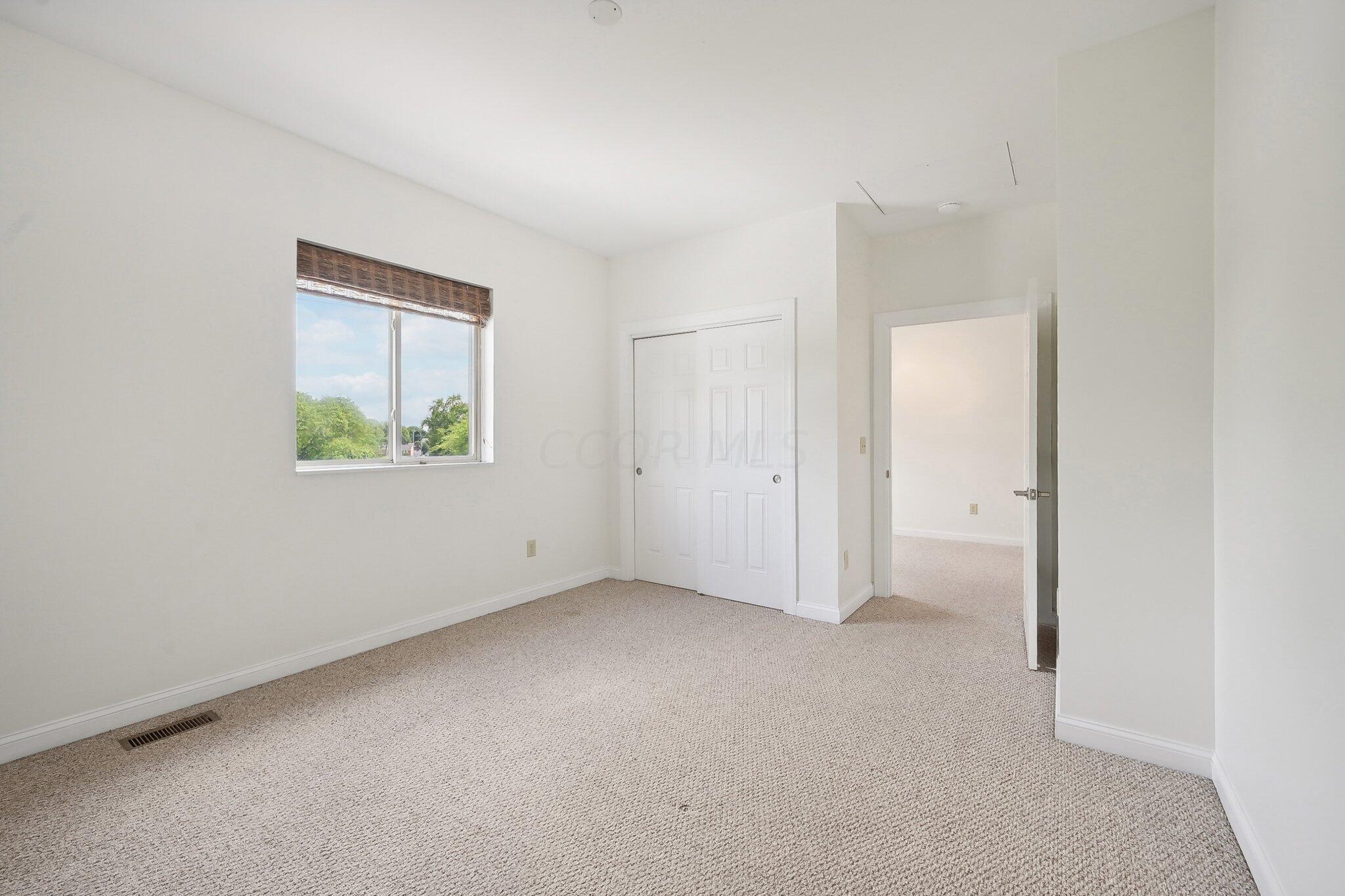 1766 Ridgecliff Road Columbus, OH 43221 - Photo 23 of 35 Ridgecliff Rd-026