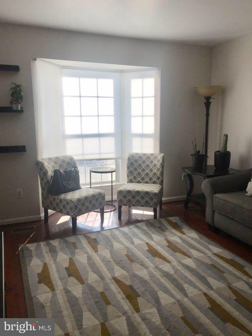 4477 Cole Farm Road Baltimore, MD 21236 - Photo 3 of 27 Living Room