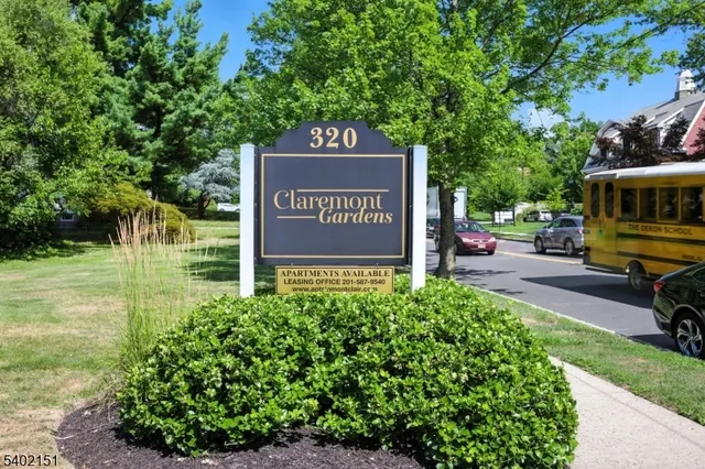 $1,749 | 320 Claremont Avenue, Unit B12, Montclair, NJ 07042