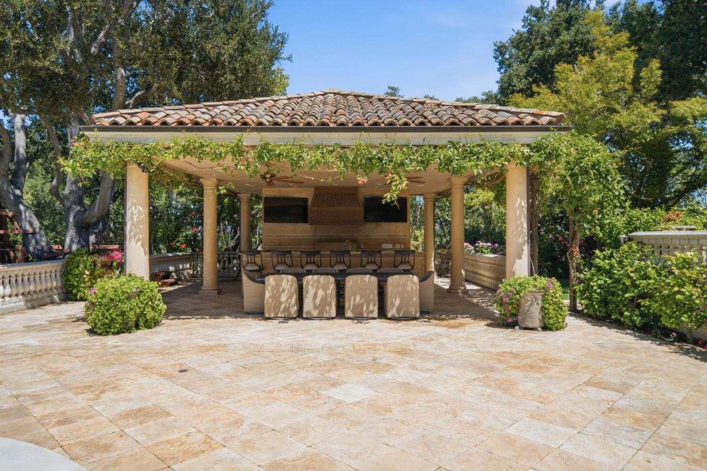 10285 Magdalena Road Los Altos Hills, CA 94024 - Photo 41 of 63 Gallery Image 41