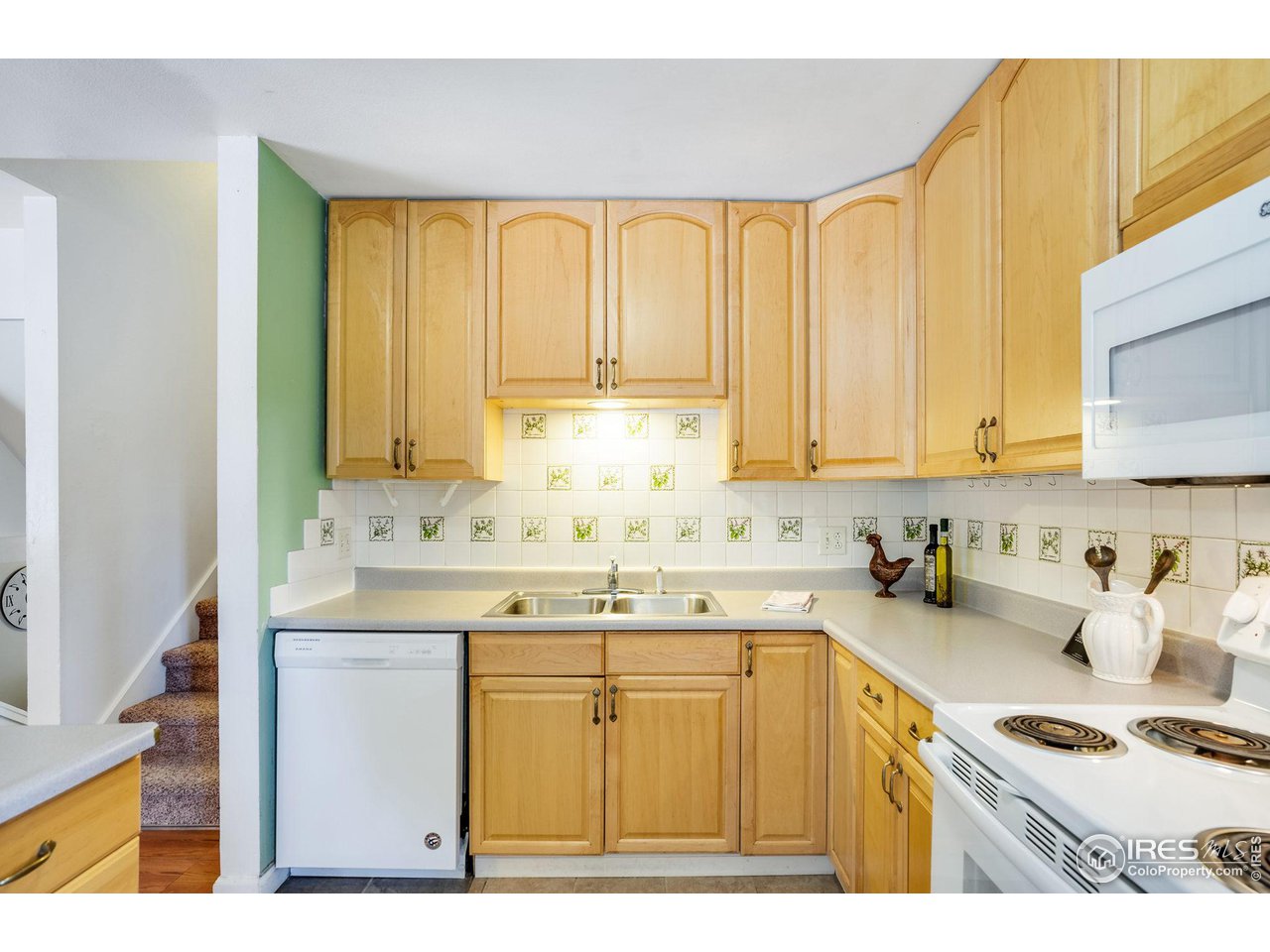 2700 Redwing Road Fort Collins, CO 80526 - Photo 7 of 25 Gallery Image 7