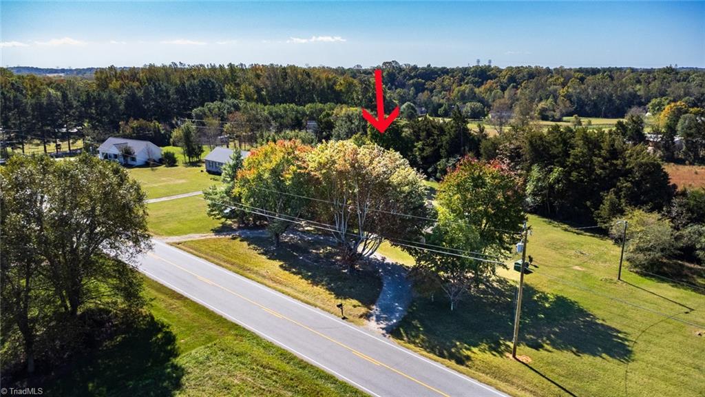 6407 Lake Brandt Road Summerfield, NC 27358 - Photo 7 of 43