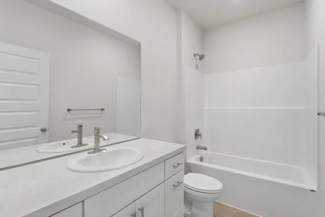 $469,995 | 5215 East McKinnon Lane, Spokane, WA 99217