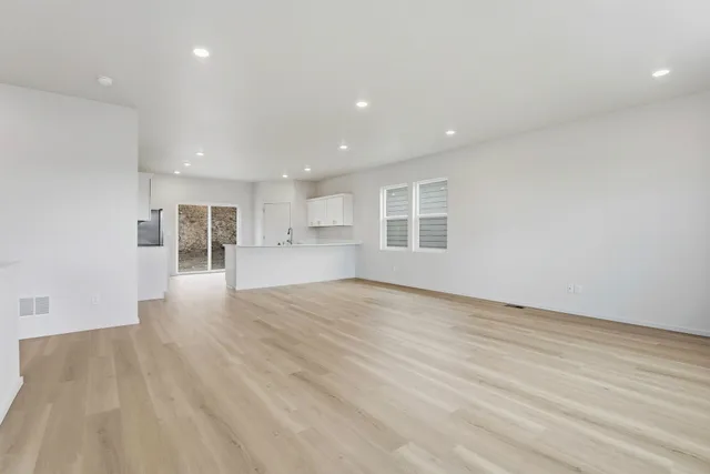 $469,995 | 5215 East McKinnon Lane, Spokane, WA 99217