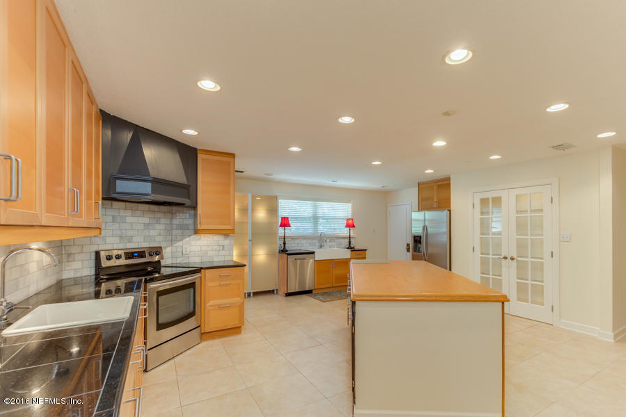 9473 Conifer Road Jacksonville, FL 32257 - Photo 15 of 41 15