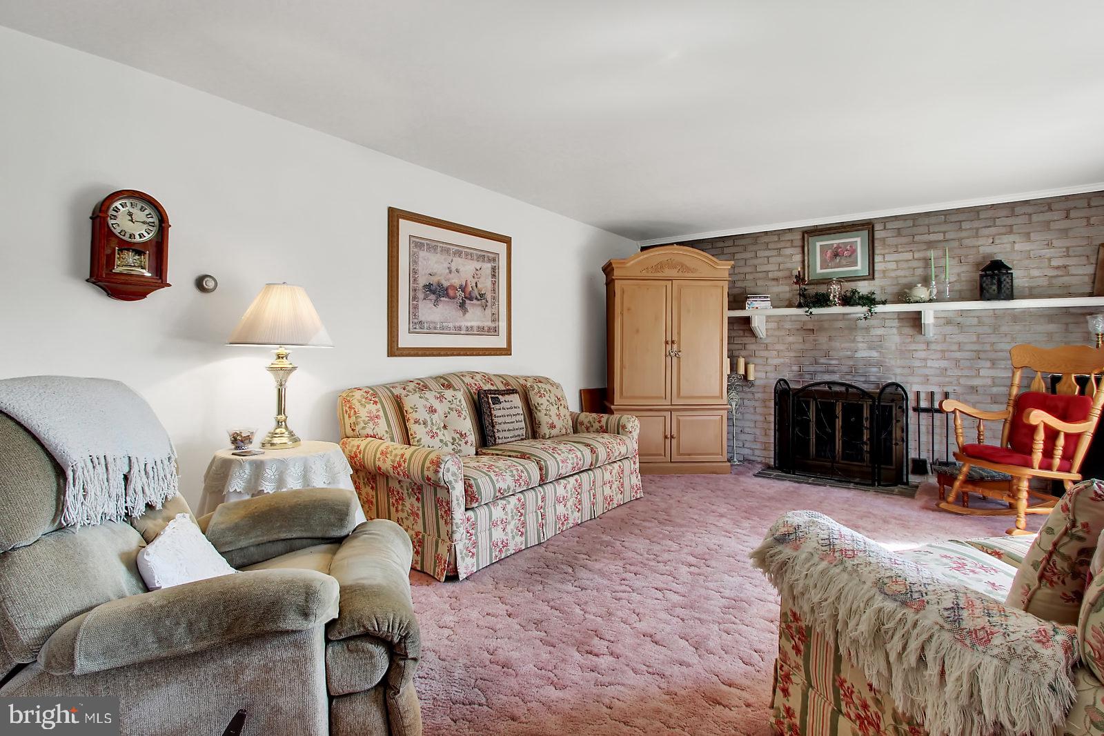 56 Sharon Road Enola, PA 17025 - Photo 2 of 25 Gallery Image 2