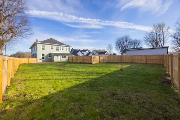 $775,000 | 206 South Main Street, Mount Pleasant, TN 38474