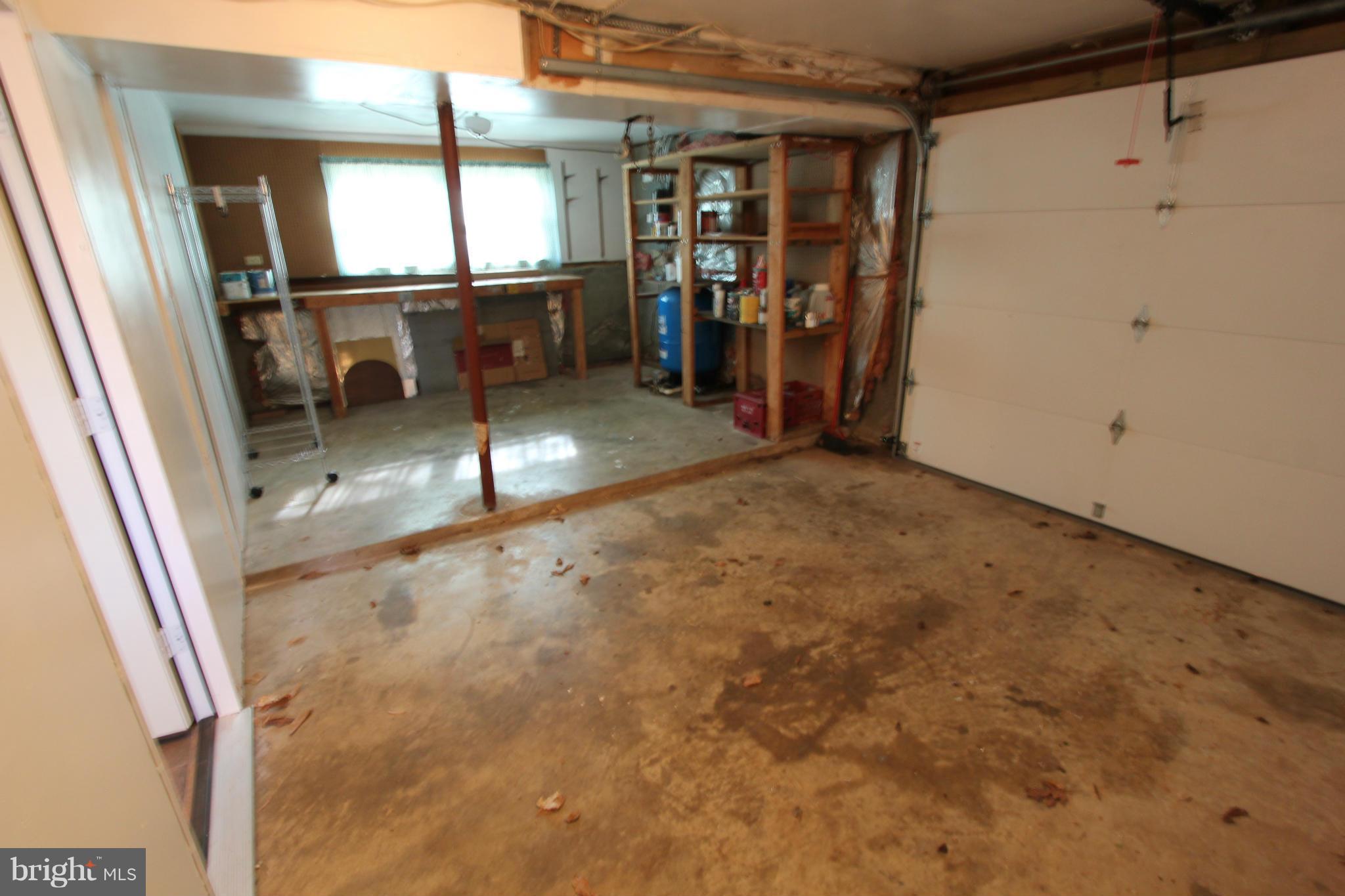 10257 Greystone Road Manassas, VA 20111 - Photo 16 of 19 Garage /Workshop