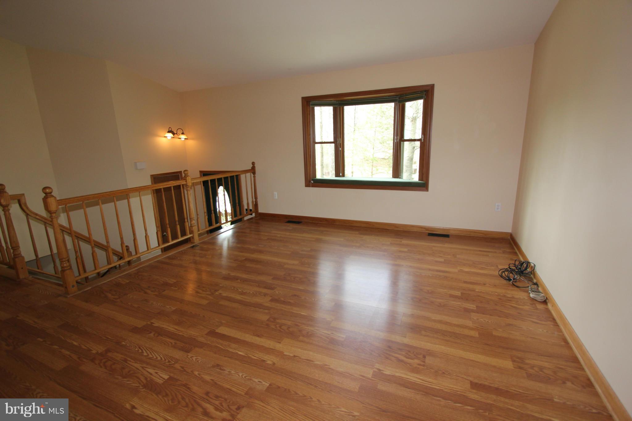 10257 Greystone Road Manassas, VA 20111 - Photo 4 of 19 Family Room