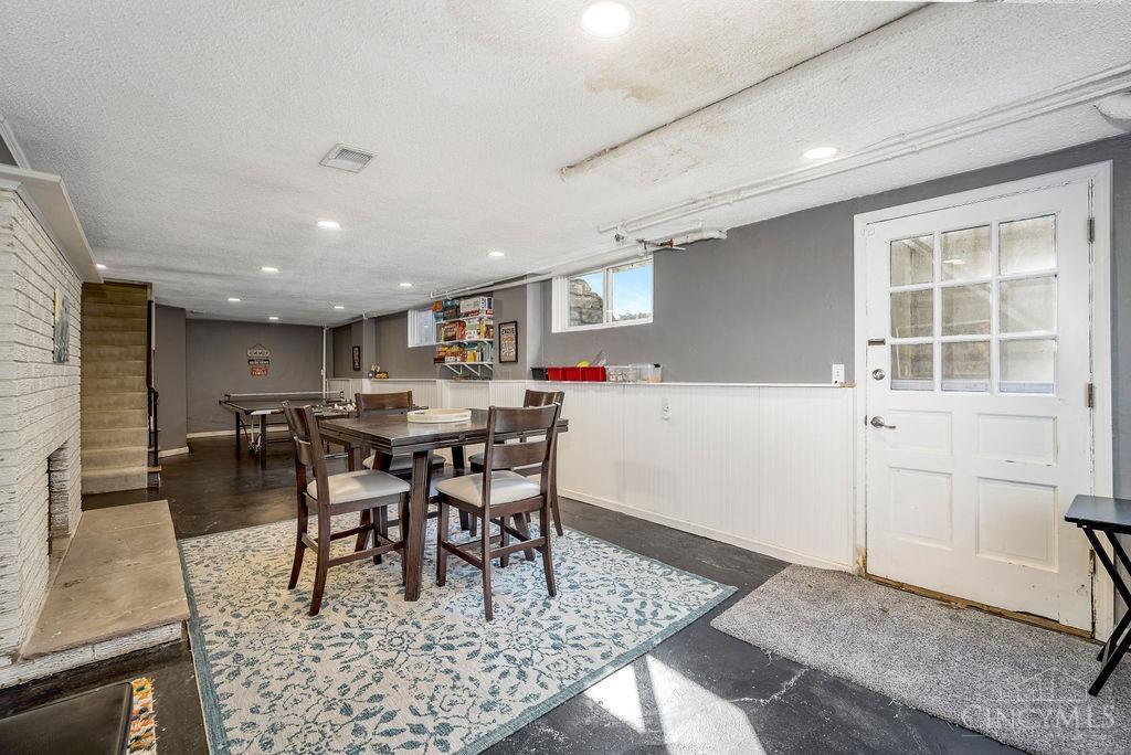 6255 Shadyglen Road Cincinnati, OH 45243 - Photo 40 of 63