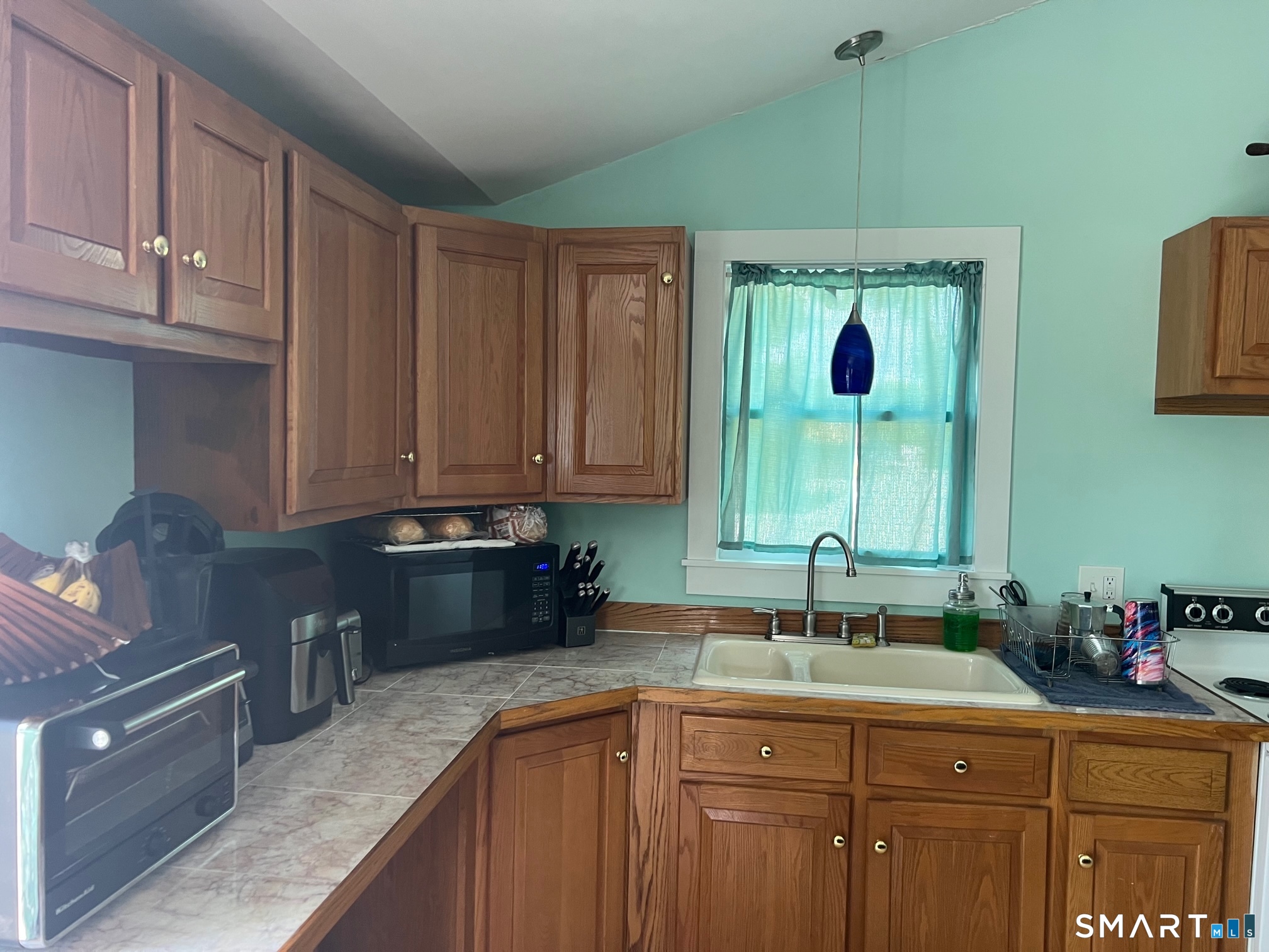 27 B Ferry Road Old Saybrook, CT 06475 - Photo 6 of 14 Gallery Image 6