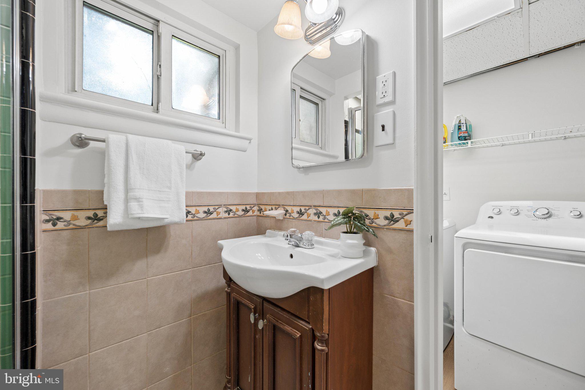 10309 Inwood Avenue Silver Spring, MD 20902 - Photo 52 of 57 Bathroom