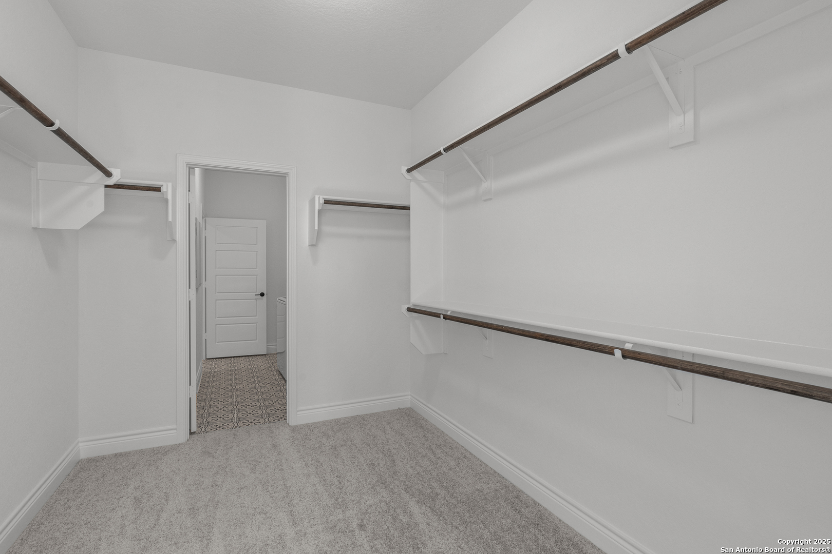 4044 Paddock Trail Seguin, TX 78155 - Photo 27 of 37 a view of small space