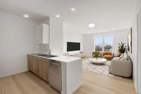 $5,600 | 40 Centre Street, Unit 602, Brookline, MA 02446