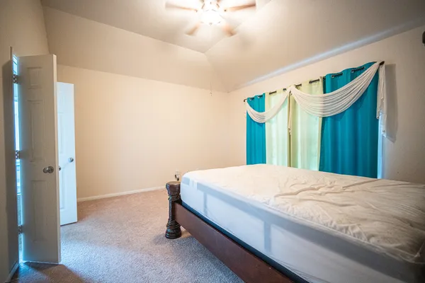 $2,300 | 4138 Falvel Shadow Creek Drive, Spring, TX 77389