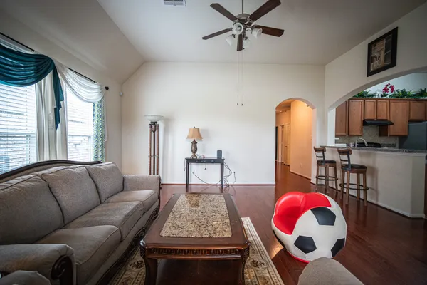 $2,300 | 4138 Falvel Shadow Creek Drive, Spring, TX 77389