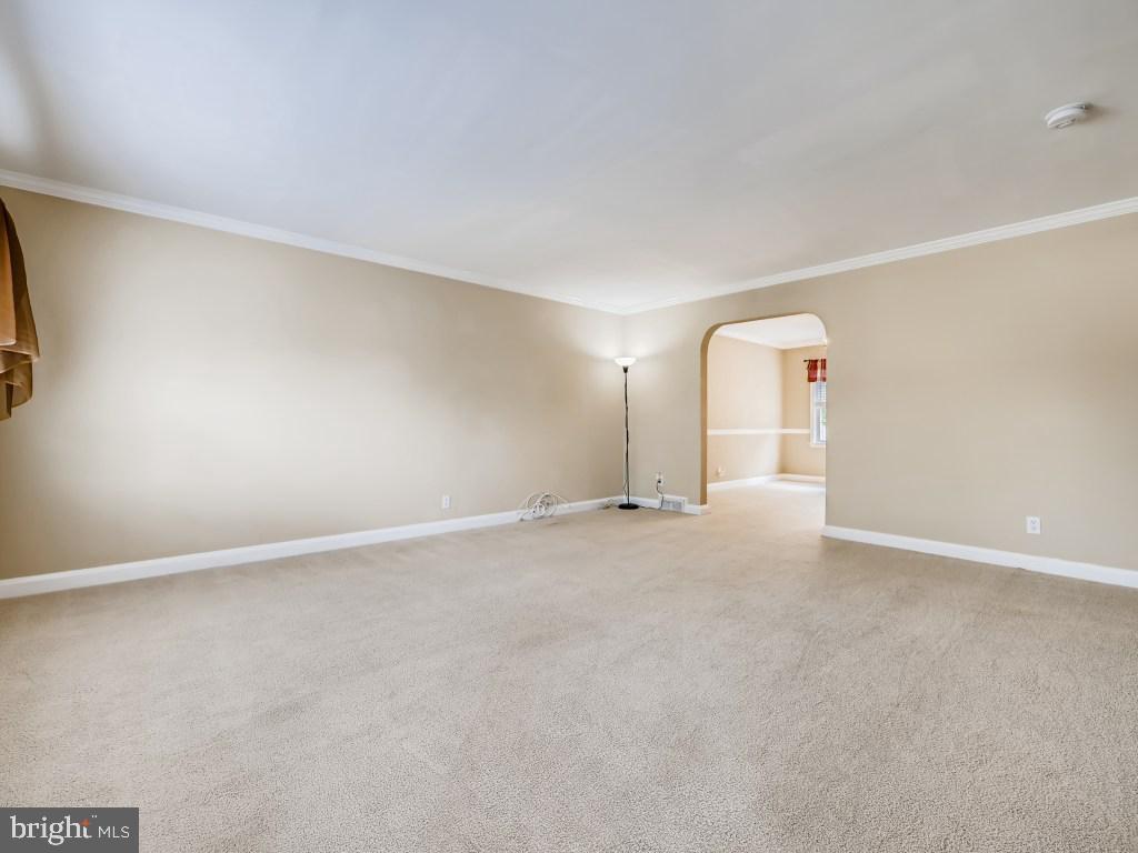 1810 Edgewood Road Towson, MD 21286 - Photo 6 of 32