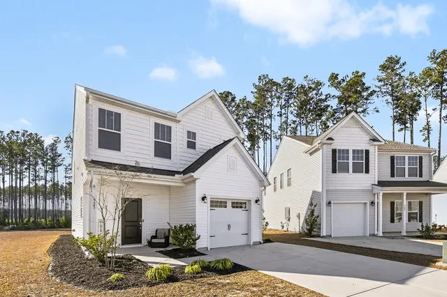 $385,000 | 523 Purple Finch Road, Summerville, SC 29486