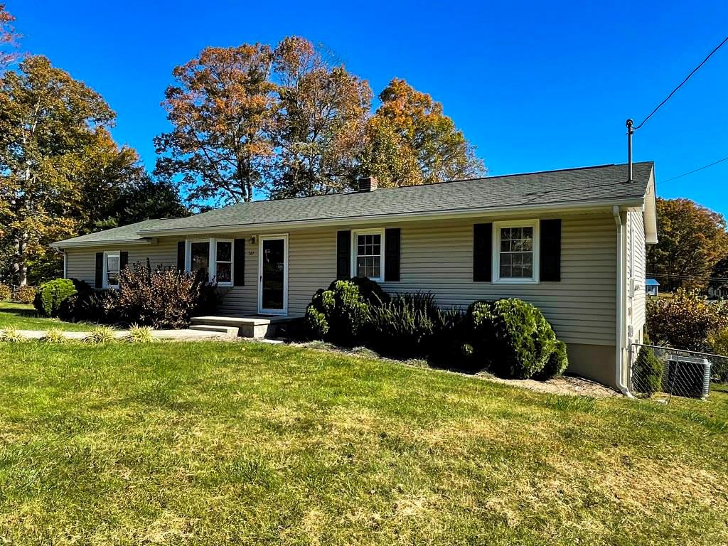 327 Fox Fire Road Max Meadows, VA 24360 - Photo 1 of 37 Gallery Image 1