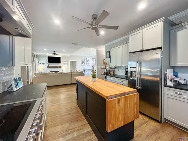 $319,900 | 27780 Lakeshore Drive, Walker, LA 70785