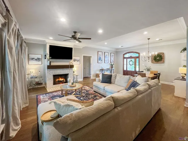 $334,900 | 27780 Lakeshore Drive, Walker, LA 70785