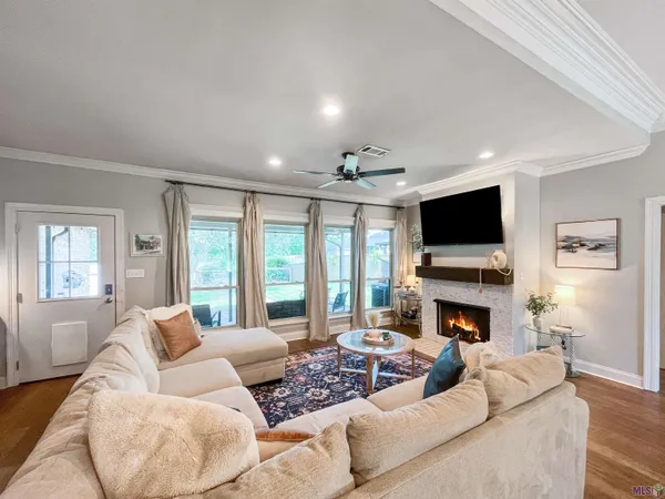 $319,900 | 27780 Lakeshore Drive, Walker, LA 70785