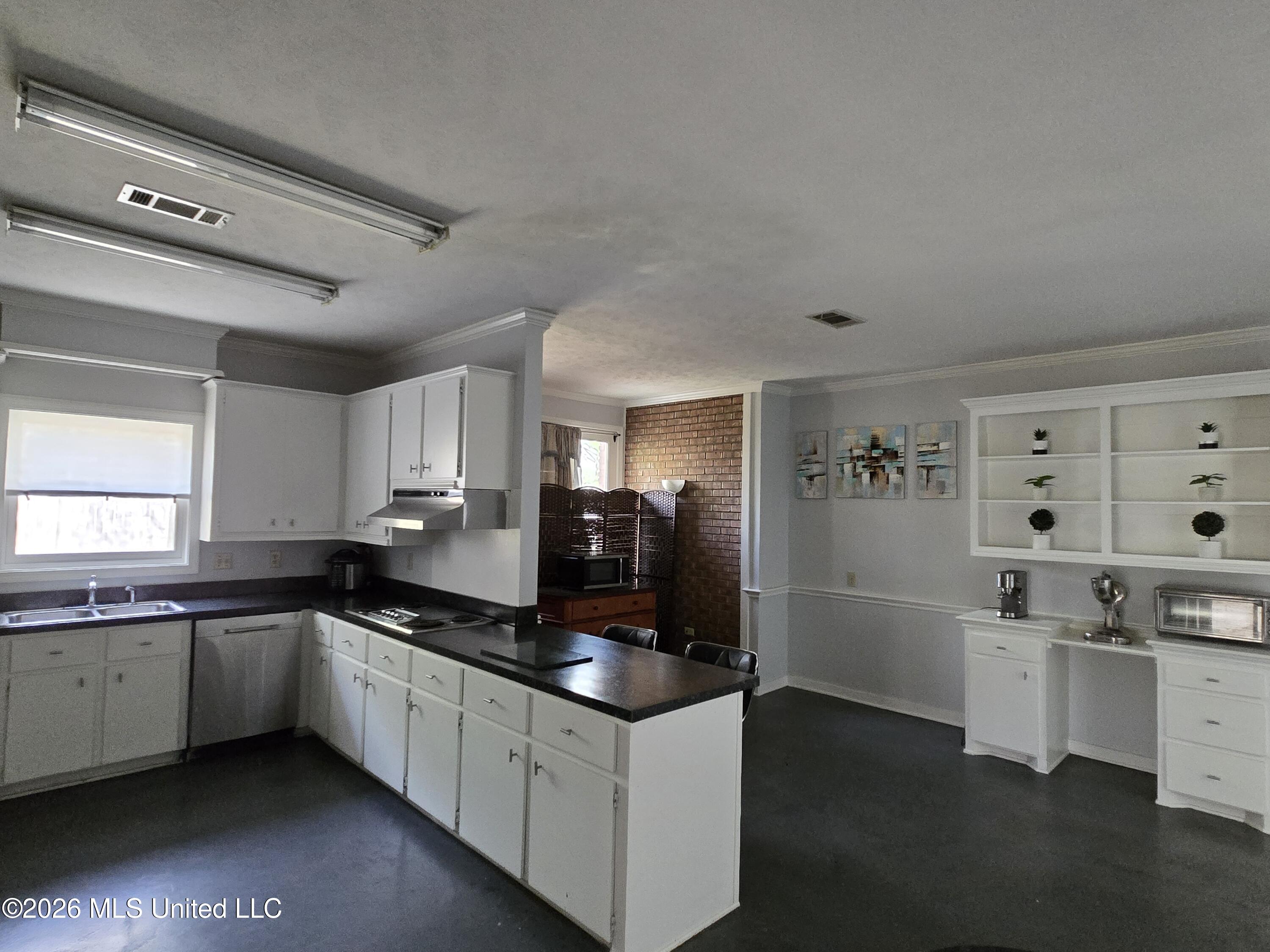 5422 River Thames Road Jackson, MS 39211 - Photo 26 of 40 Kitchen (2)