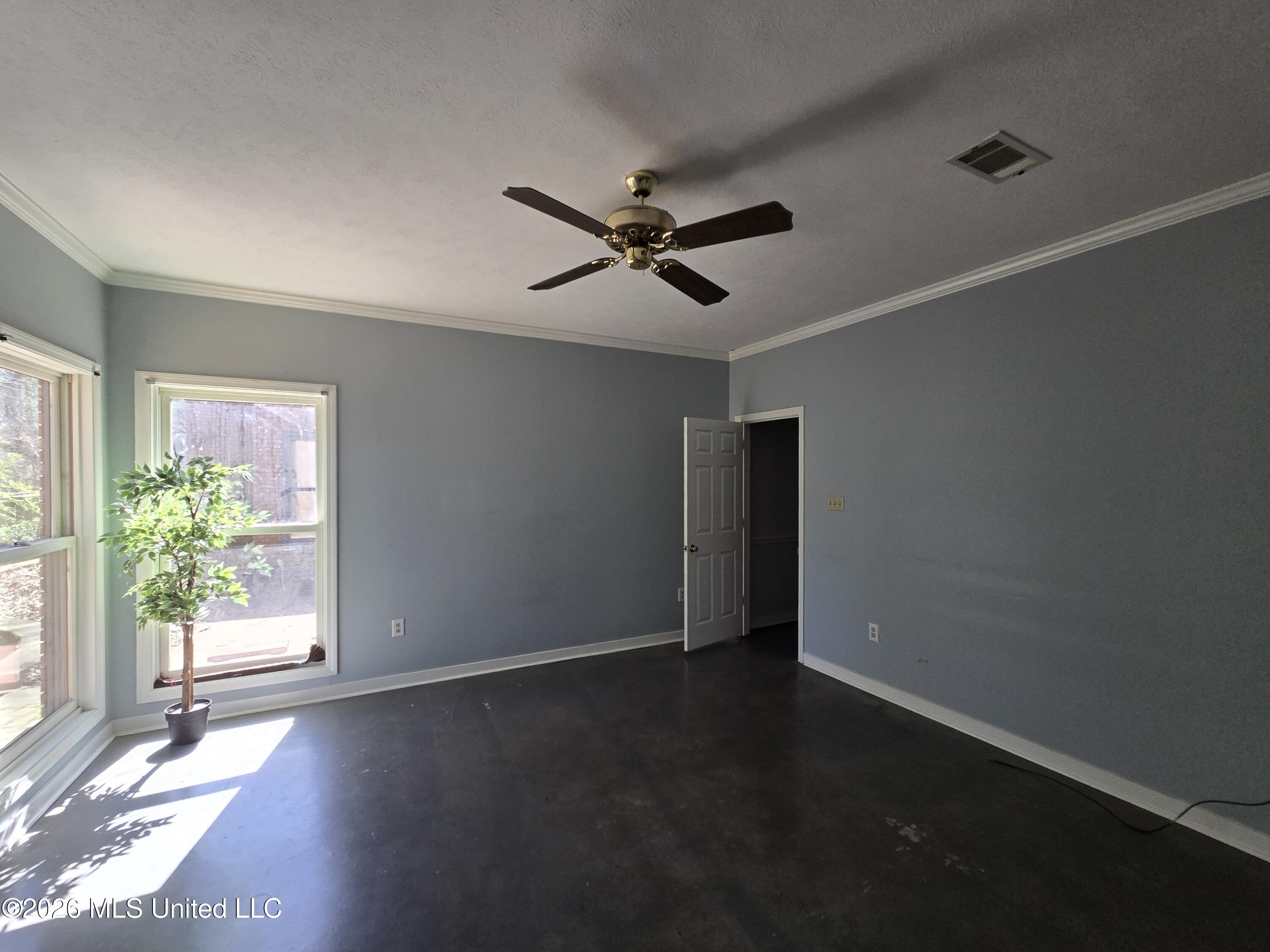 5422 River Thames Road Jackson, MS 39211 - Photo 31 of 40 Master Bedroom (3)