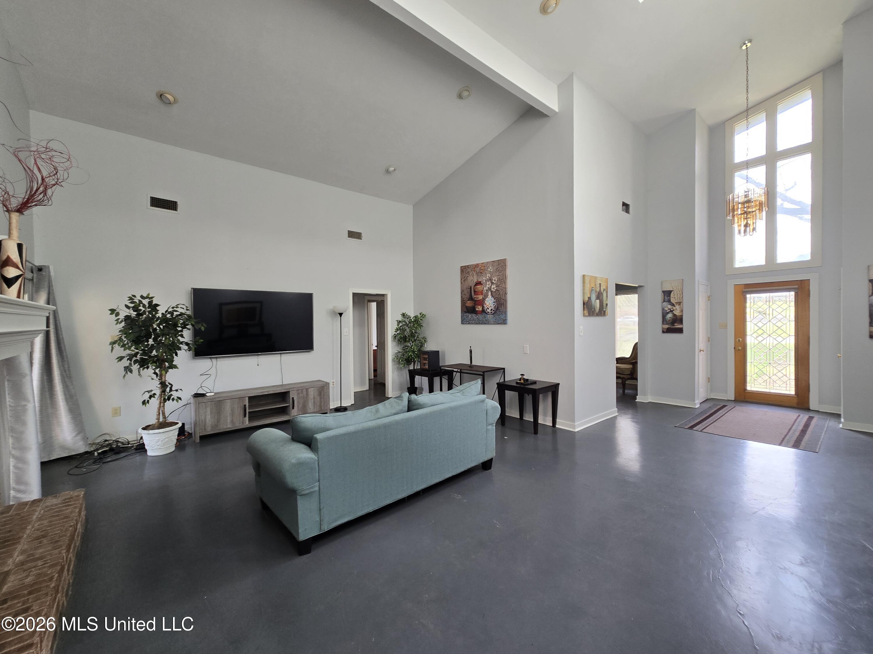 5422 River Thames Road Jackson, MS 39211 - Photo 6 of 40 Den (2)