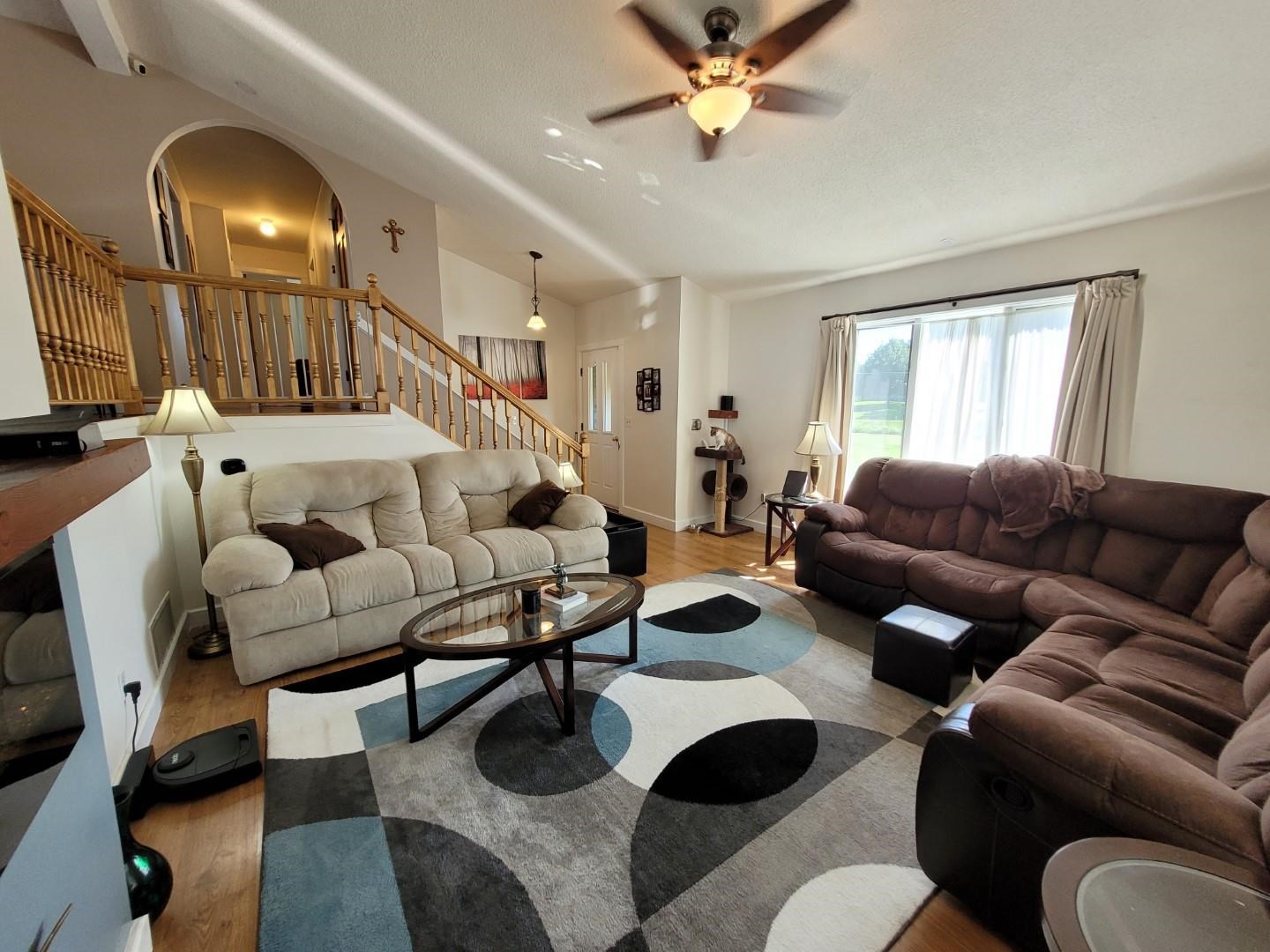 287 Lakeview Drive Derby, VT 05855 - Photo 4 of 28