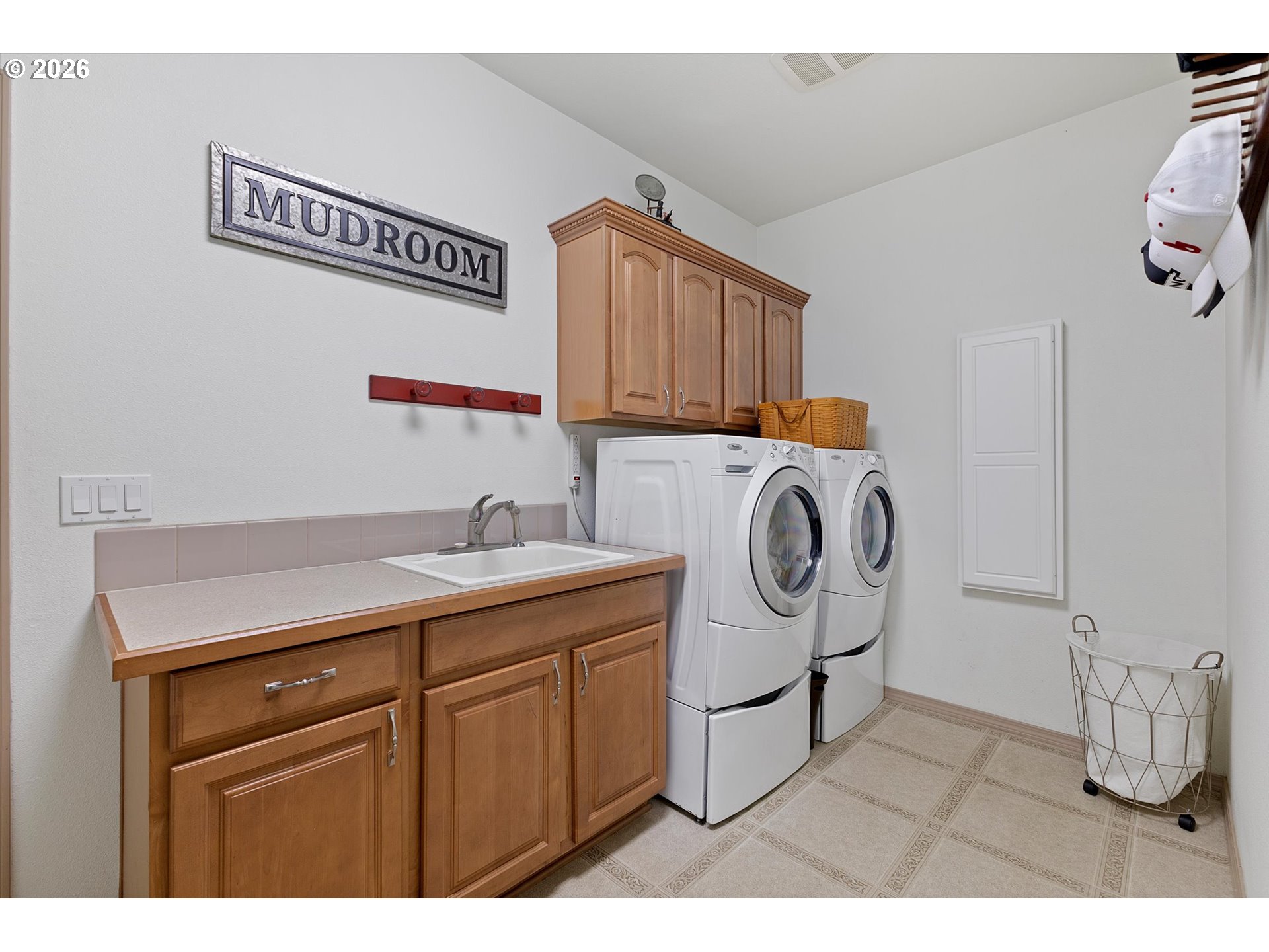 25701 Southwest Melott Road Hillsboro, OR 97123 - Photo 16 of 48 Laundry