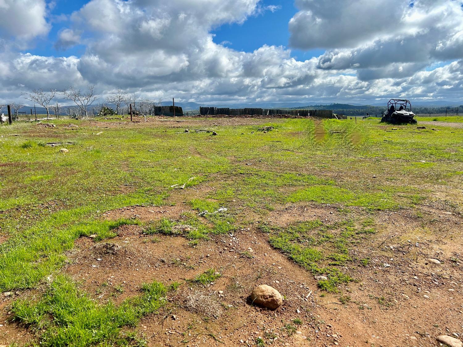 265 Lone Tree Road Oroville, CA 95965 - Photo 10 of 26 a view of an ocean beach