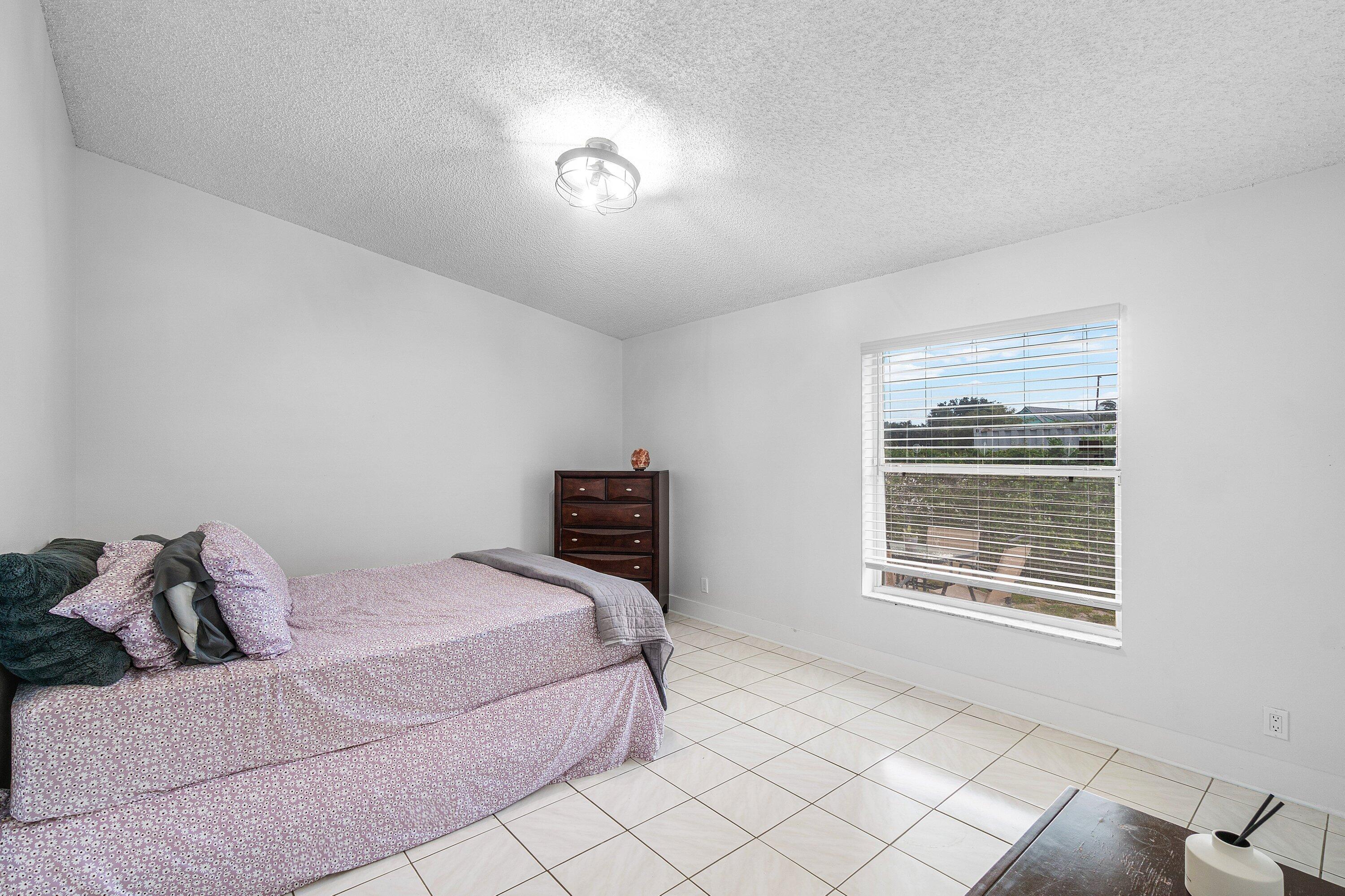 14 Ripley Way Boynton Beach, FL 33426 - Photo 20 of 32 Bedroom 1