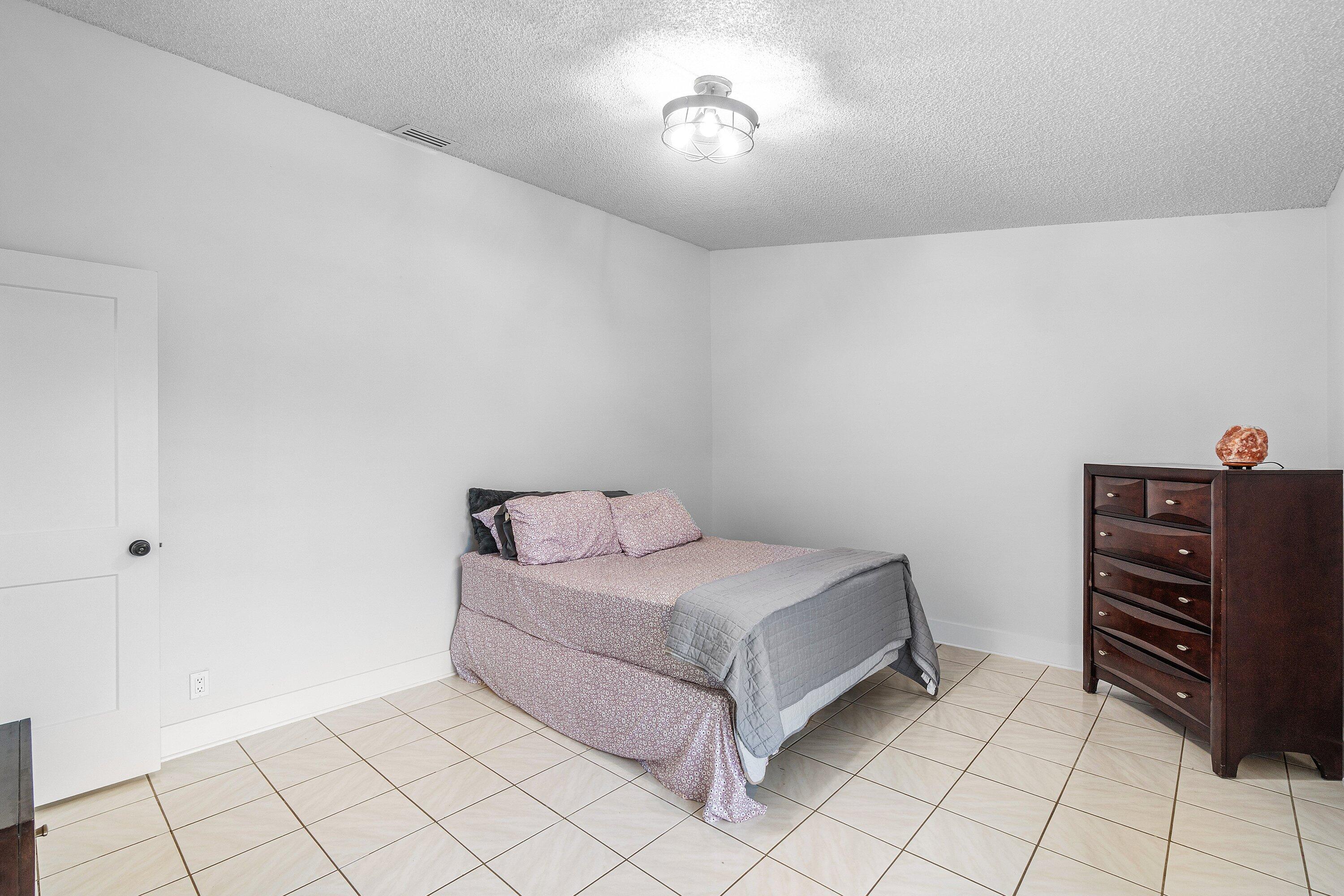 14 Ripley Way Boynton Beach, FL 33426 - Photo 21 of 32 Bedroom 1