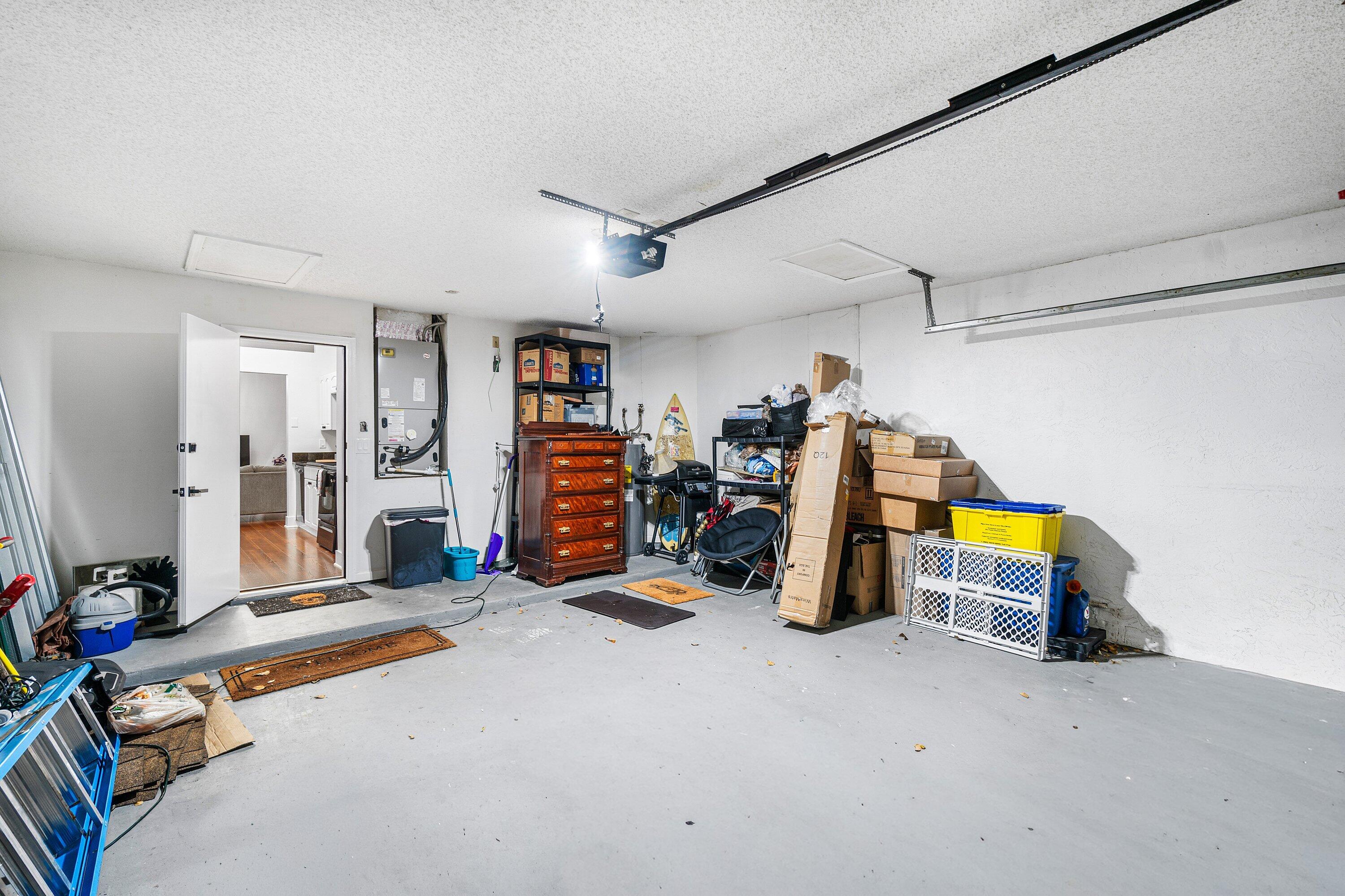 14 Ripley Way Boynton Beach, FL 33426 - Photo 31 of 32 2 car garage