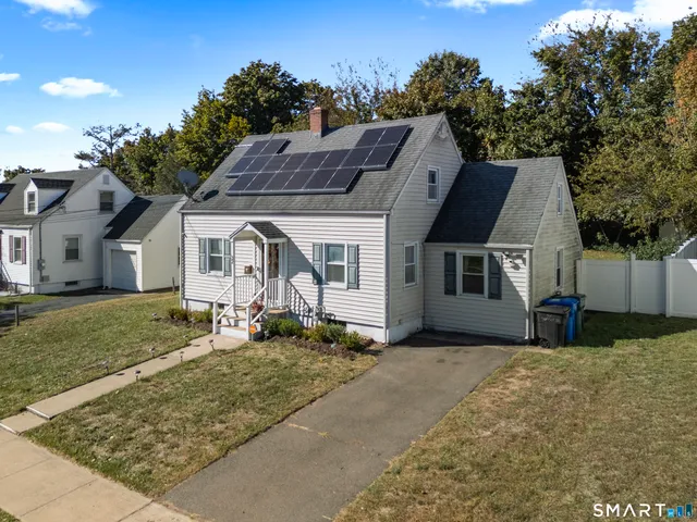 $325,000 | 32 Sunset Road, Hamden, CT 06514