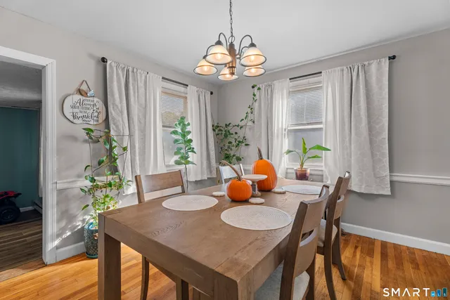 $325,000 | 32 Sunset Road, Hamden, CT 06514