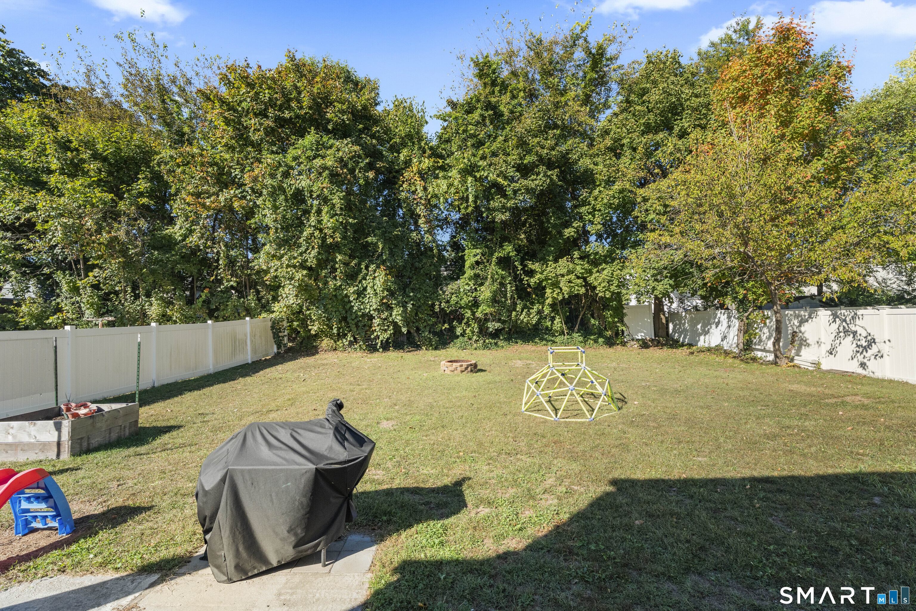 32 Sunset Road Hamden, CT 06514 - Photo 32 of 40