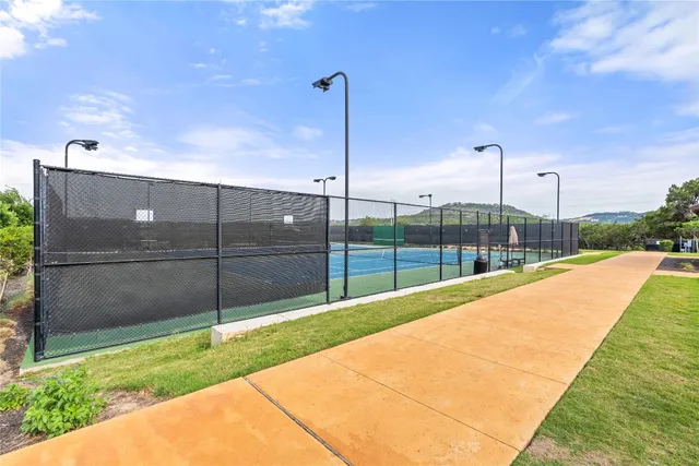 $540,000 | 117 Beneteau Drive, Unit 76, Lakeway, TX 78738