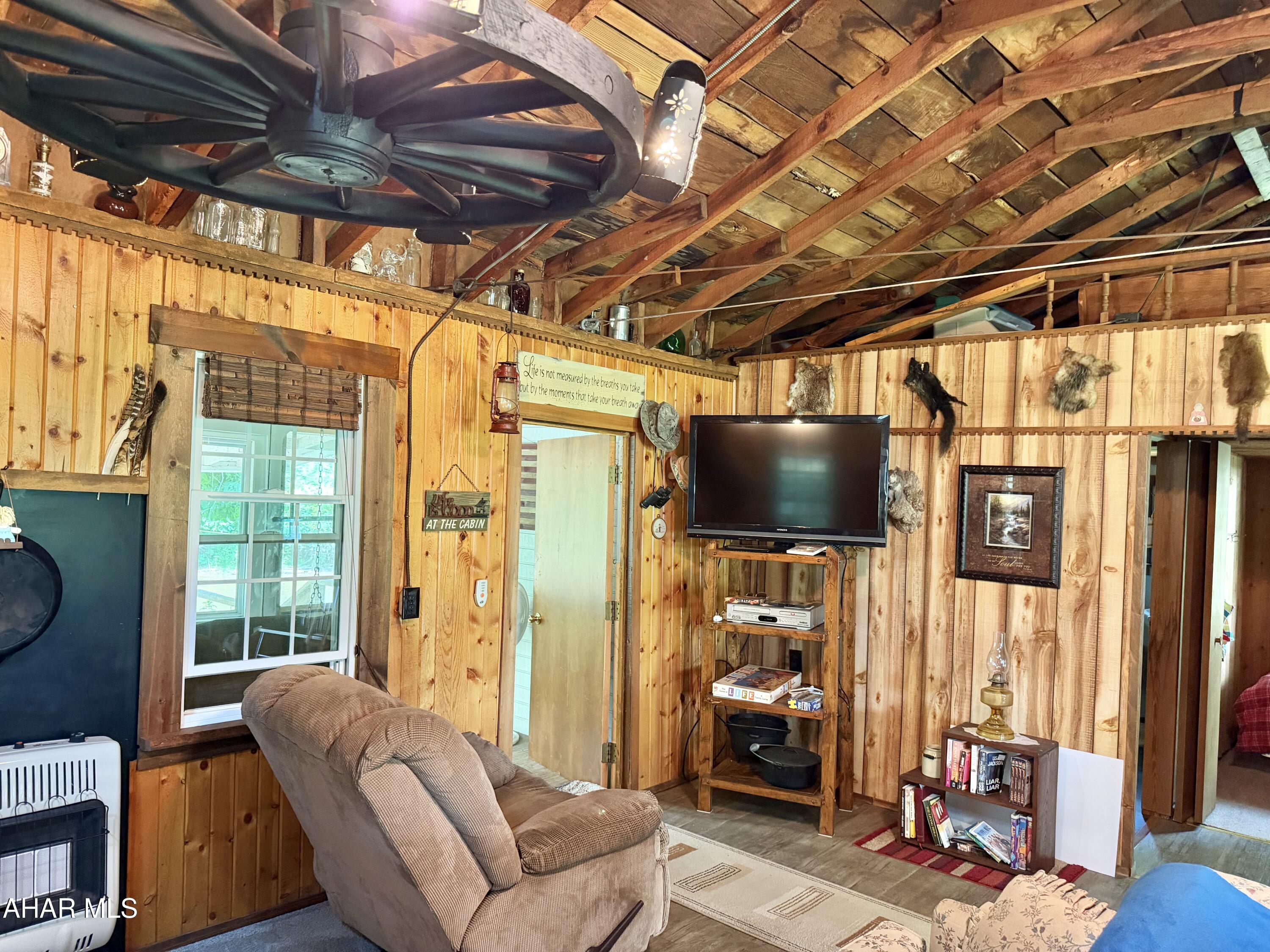 252 Roberts Way New Paris, PA 15554 - Photo 20 of 36
