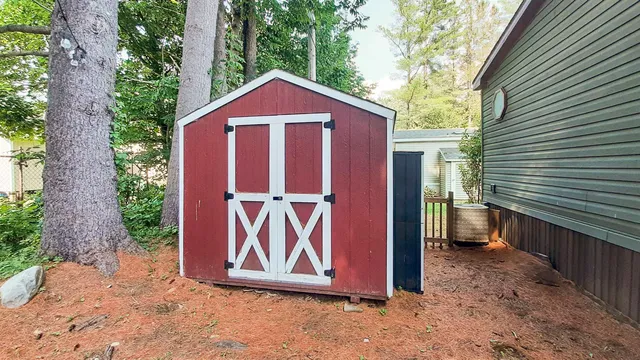 $179,000 | 9 Stryhas Trailer Court, Ludlow, VT 05149